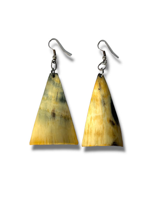 Cacho Horn Strength Earrings